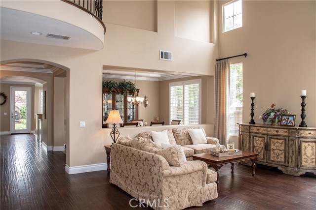 1671 Fairway Drive, Corona CA: https://media.crmls.org/medias/3a9e3f9f-093c-45a0-a2a0-17f1c3abfd5c.jpg