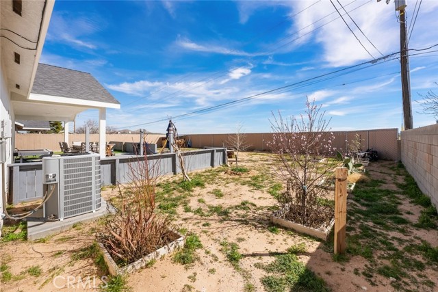 Detail Gallery Image 49 of 57 For 10588 Peach Ave, California City,  CA 93505 - 4 Beds | 2/1 Baths