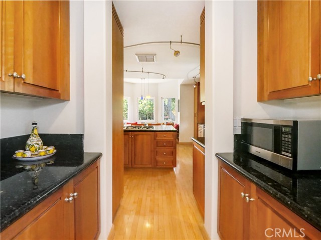 Butler Pantry