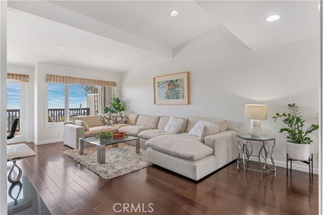 59 Sycamore Lane, Rolling Hills Estates, California 90274, 3 Bedrooms Bedrooms, ,2 BathroomsBathrooms,Residential,Sold,Sycamore,PV23082998