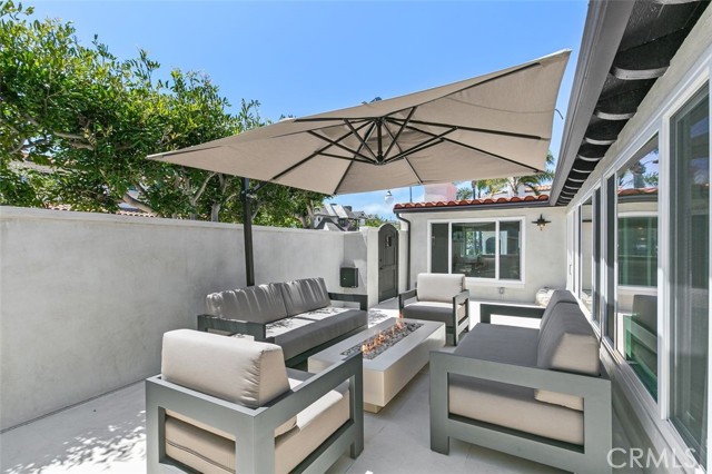 Detail Gallery Image 5 of 49 For 780 via Lido Soud, Newport Beach,  CA 92663 - 5 Beds | 3 Baths