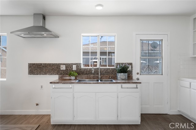 1124 W 123rd Street, Los Angeles CA: https://media.crmls.org/medias/3a9eced0-af3d-4973-a5fa-0b3760243952.jpg