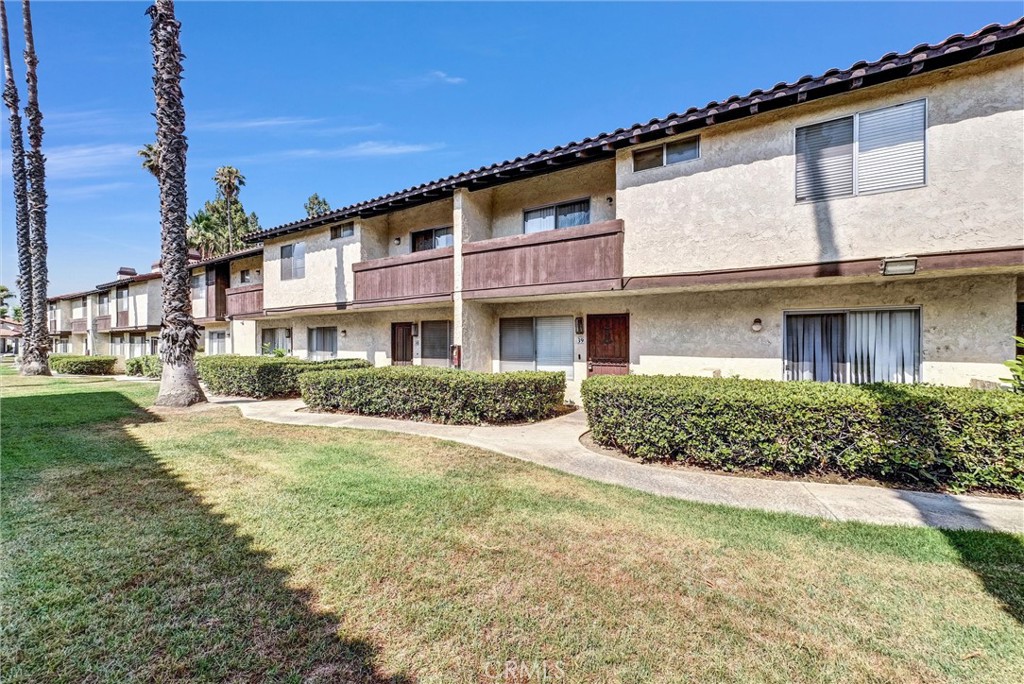 1077 Santo Antonio Drive #39