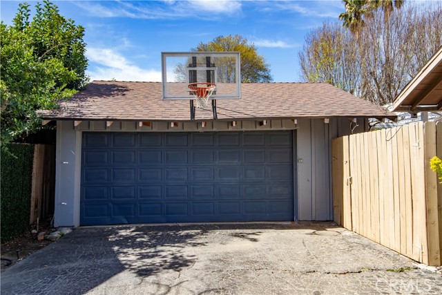 Detail Gallery Image 15 of 57 For 7447 Enfield, Reseda,  CA 91335 - 3 Beds | 2 Baths