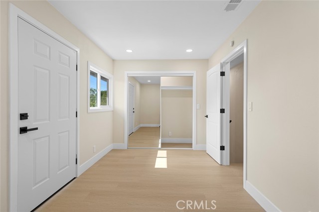 11091 Ranger Drive, Los Alamitos CA: https://media.crmls.org/medias/3a9fd793-d3f2-4c3e-b533-6cb6ffa1541f.jpg