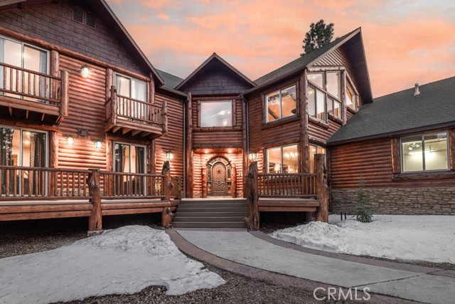 Detail Gallery Image 4 of 51 For 1086 Heritage, Big Bear City,  CA 92314 - 4 Beds | 4/2 Baths