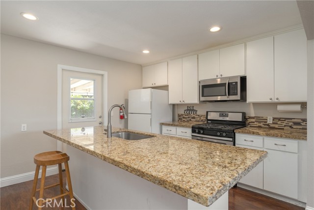 Detail Gallery Image 11 of 28 For 1273 East Ave, Chico,  CA 95926 - 3 Beds | 1 Baths