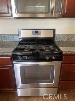 17623 Park Terrace Court, Victorville CA: https://media.crmls.org/medias/3aa09d6d-443e-4a7c-84d2-00df8f43cfa1.jpg
