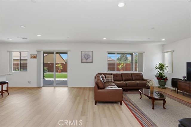 Detail Gallery Image 10 of 50 For 29259 Alamitos, Menifee,  CA 92585 - 4 Beds | 3 Baths