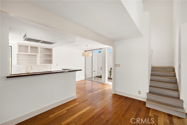 Detail Gallery Image 6 of 33 For 344 Prospect, Newport Beach,  CA 92663 - 3 Beds | 2 Baths