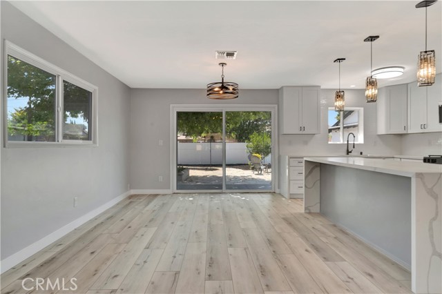 Detail Gallery Image 5 of 30 For 7741 Shoup Ave, West Hills,  CA 91304 - 4 Beds | 2 Baths
