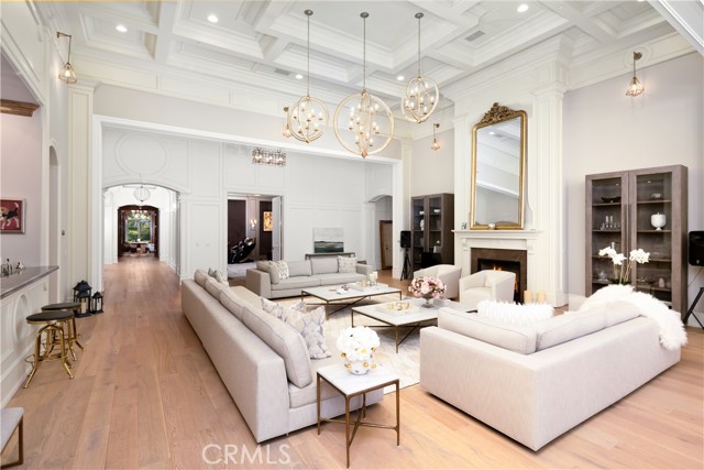 Detail Gallery Image 24 of 75 For 935 W Foothill Bld, Arcadia,  CA 91006 - 6 Beds | 8 Baths