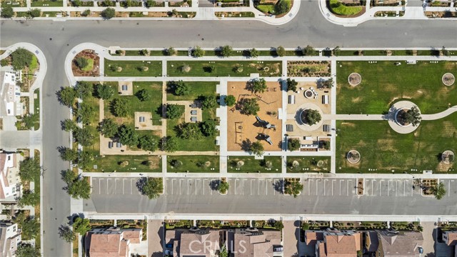 2777 E Bordeaux Drive, Ontario CA: https://media.crmls.org/medias/3aa237ba-2b5f-4725-b6ec-cbb6dd3edb89.jpg