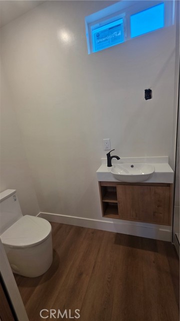 Detail Gallery Image 8 of 10 For 22732 Mariano St #1/2,  Woodland Hills,  CA 91367 - 0 Beds | 1 Baths