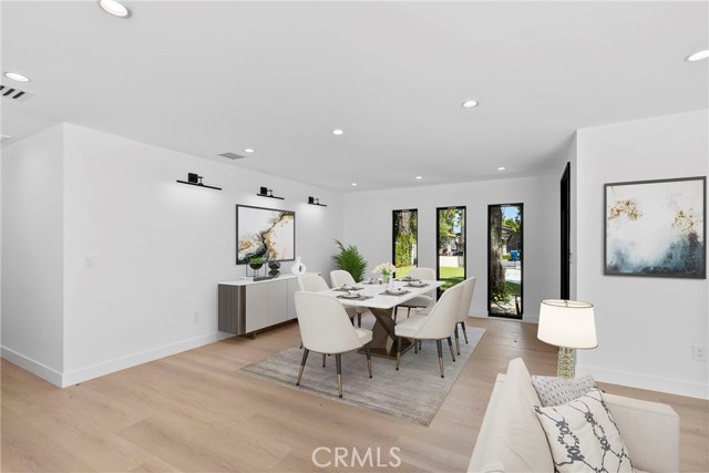 5903 Donna Avenue, Tarzana CA: https://media.crmls.org/medias/3aa52488-bfa1-4e73-abb9-f08a99c702af.jpg