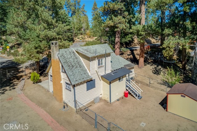 Detail Gallery Image 42 of 61 For 937 Cameron Dr, Big Bear Lake,  CA 92315 - 2 Beds | 1/1 Baths