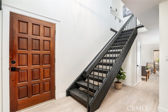 2007 Delaware Street, Huntington Beach CA: https://media.crmls.org/medias/3aa53b1e-7de6-49da-953c-dc032644180d.jpg