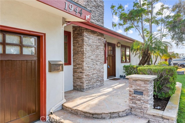 Detail Gallery Image 4 of 39 For 1944 W Lullaby Ln, Anaheim,  CA 92804 - 3 Beds | 2/1 Baths