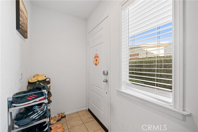 Detail Gallery Image 7 of 34 For 1118 Calle Montana, Montebello,  CA 90640 - 3 Beds | 2/1 Baths