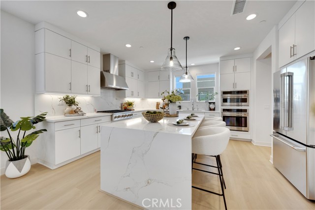Detail Gallery Image 19 of 72 For 251 Tank, Irvine,  CA 92618 - 4 Beds | 3/1 Baths