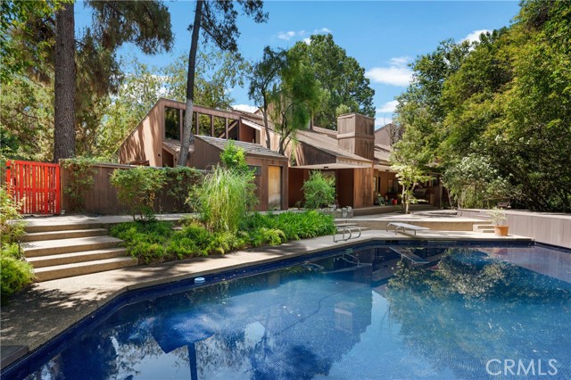 24865 Long Valley Road, Hidden Hills CA: https://media.crmls.org/medias/3aa7eab5-8ba3-4e7e-be83-8fe1f11ad837.jpg