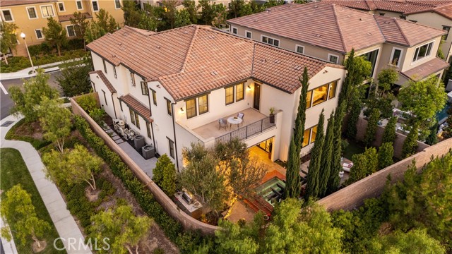 142 Salt spg, Irvine CA: https://media.crmls.org/medias/3aa82fec-e827-4edb-a4b9-fe8e8610dd09.jpg