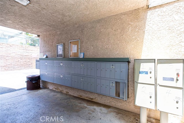 Detail Gallery Image 12 of 29 For 13100 Bromont Ave #8,  Sylmar,  CA 91342 - 2 Beds | 1 Baths