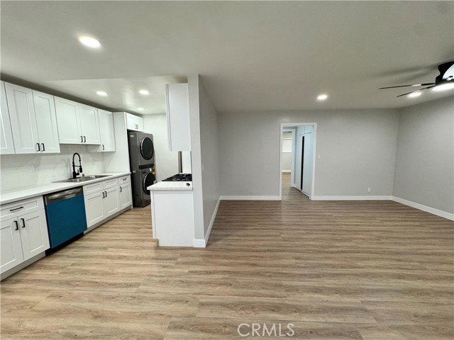 Detail Gallery Image 4 of 25 For 1410 Springfield St #B,  Upland,  CA 91786 - 2 Beds | 1/1 Baths