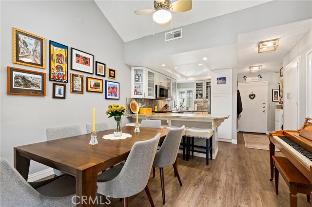16962 Westwood Lane, Huntington Beach CA: https://media.crmls.org/medias/3aa9ea0a-b6d8-4bc3-9e35-e75686eb8dbd.jpg
