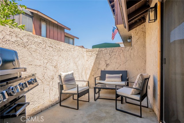 Detail Gallery Image 25 of 34 For 8025 70th St, Paramount,  CA 90723 - 3 Beds | 2/1 Baths