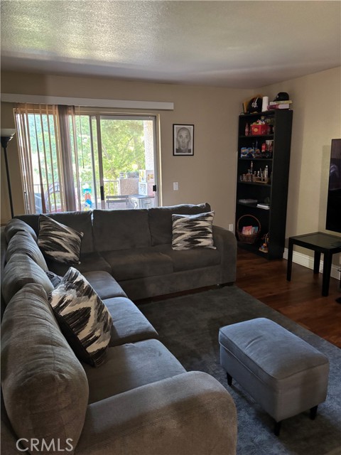 Detail Gallery Image 4 of 9 For 2380 Del Mar Way #206,  Corona,  CA 92882 - 2 Beds | 2 Baths