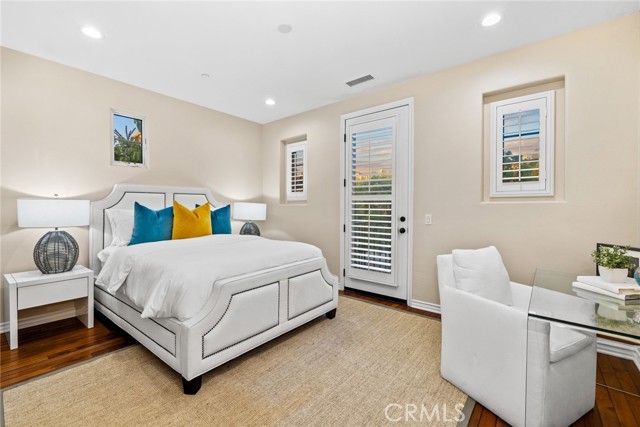 Detail Gallery Image 31 of 39 For 33 Tall Hedge, Irvine,  CA 92603 - 3 Beds | 3/1 Baths