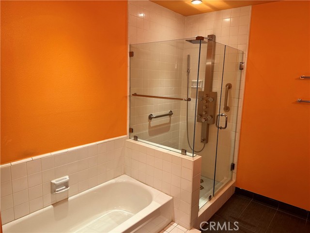 Detail Gallery Image 20 of 31 For 14560 Benefit St #301,  Sherman Oaks,  CA 91403 - 2 Beds | 2 Baths