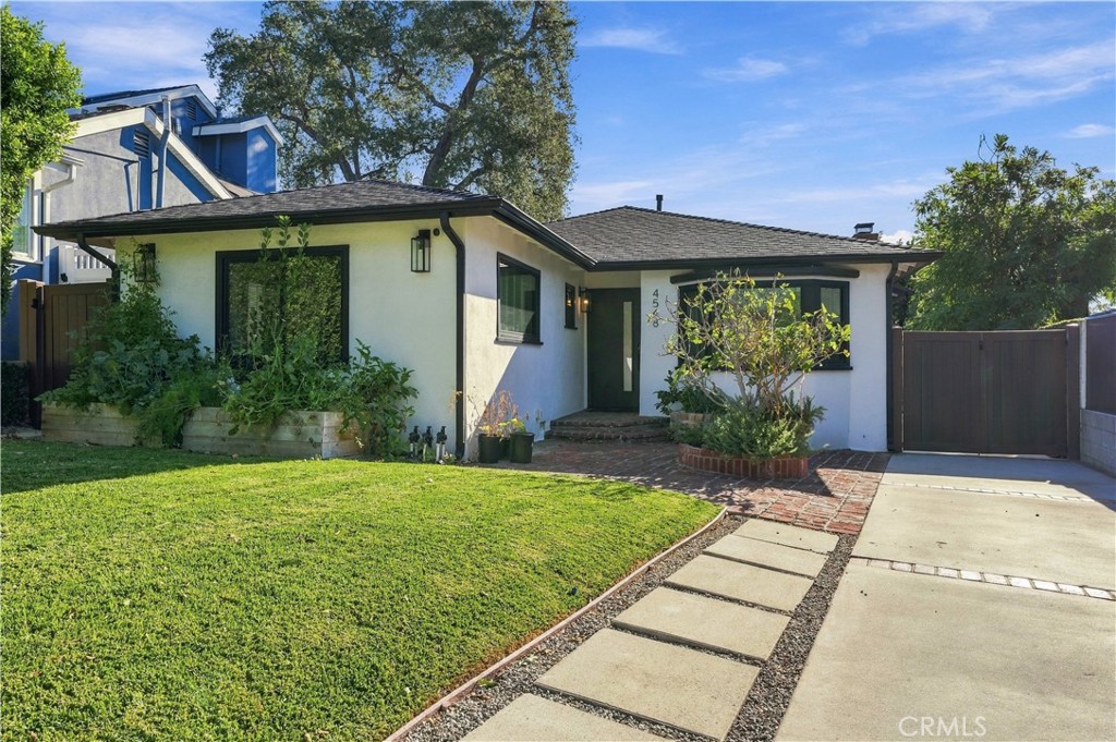 4548 Loma Vista — image 1