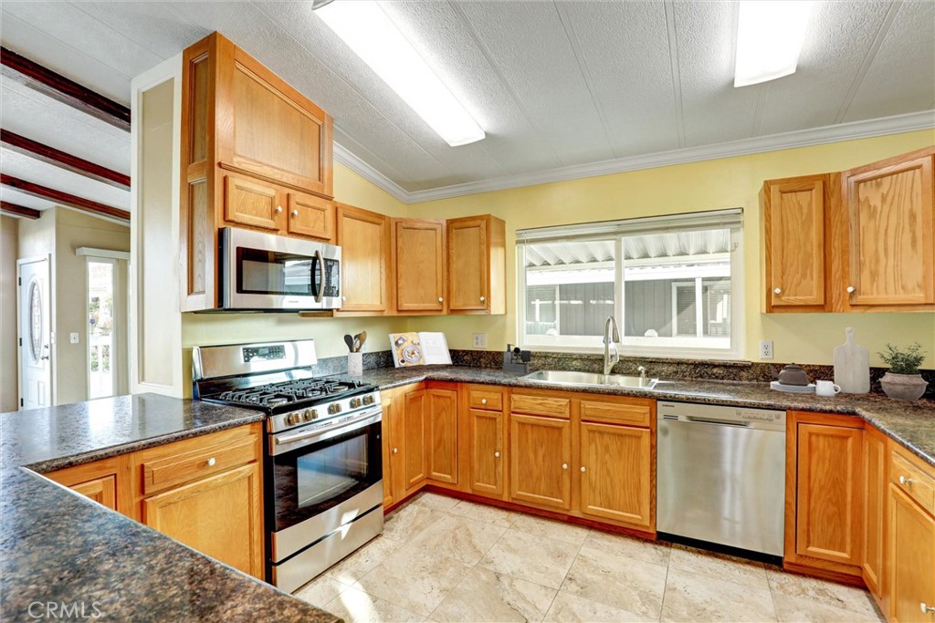 MLS #PW25255318 image #6