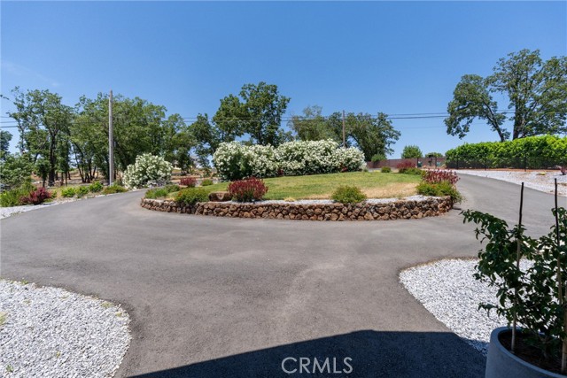 Detail Gallery Image 3 of 33 For 212 Valley View Dr, Paradise,  CA 95969 - 4 Beds | 2/1 Baths