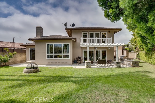 Detail Gallery Image 30 of 56 For 6561 Sabbicas Cir, Huntington Beach,  CA 92647 - 4 Beds | 3 Baths