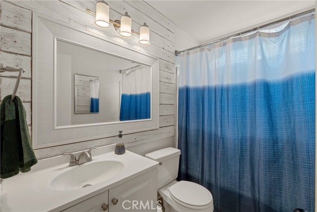 645 Pacific Avenue, Long Beach CA: https://media.crmls.org/medias/3aab741e-7c13-4381-bca1-0a908a1c9259.jpg