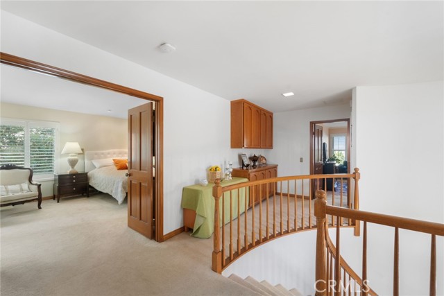 29628 Woodbrook Dr, Agoura Hills CA: https://media.crmls.org/medias/3aabb366-11fc-4109-998c-6c7405b358cf.jpg