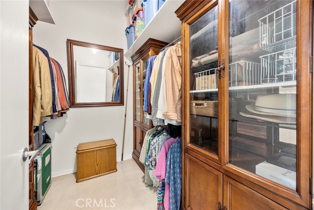 253 N Bush Street, Santa Ana CA: https://media.crmls.org/medias/3aac695e-8921-4523-b12f-6772d492318b.jpg