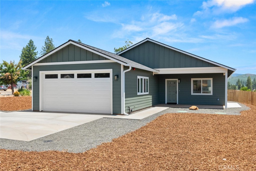6105 Maxwood Drive