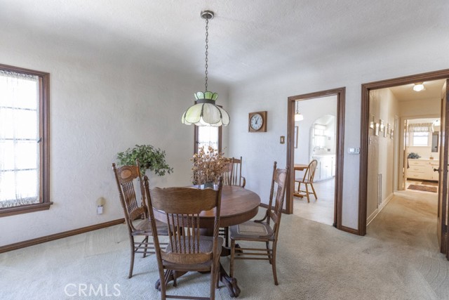 132 St Joseph Avenue, Long Beach CA: https://media.crmls.org/medias/3aadae7f-c118-4dea-835a-de5512e2f8b2.jpg