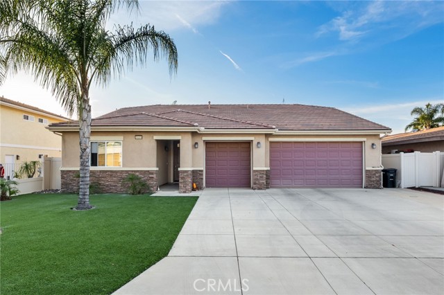 Detail Gallery Image 2 of 75 For 30409 Gulf Stream, Canyon Lake,  CA 92587 - 4 Beds | 3 Baths