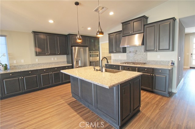 1585 Park Haven Drive, Beaumont CA: https://media.crmls.org/medias/3aaef3a0-72f1-45b8-8b60-59596a018f70.jpg