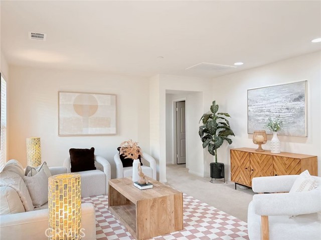 5073 S Heritage Paseo, Ontario CA: https://media.crmls.org/medias/3ab05c0d-726a-4a02-b2de-7840693499cb.jpg