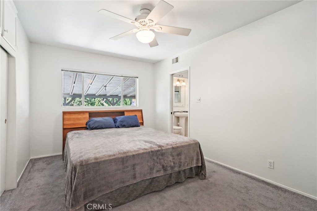 MLS #OC25176543 img 26