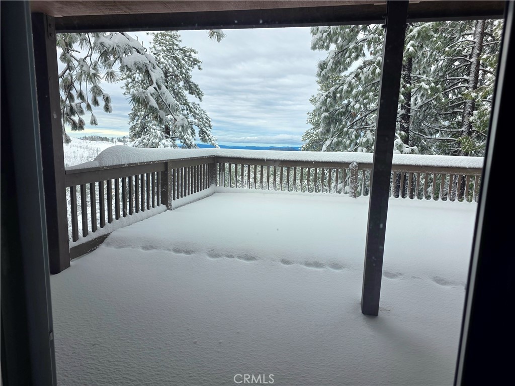https://media.crmls.org/medias/3ab0cd60-ea62-44ae-ae39-ec426c1e42d6.jpg?preset=X-Large