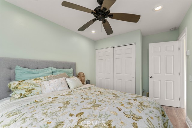 Detail Gallery Image 16 of 32 For 430 Carriage Dr #F,  Santa Ana,  CA 92707 - 3 Beds | 1/1 Baths