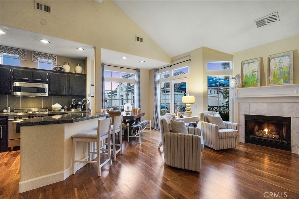 226 Shorebreaker Drive