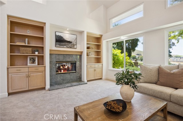 993 Las Palmas Way, San Luis Obispo CA: https://media.crmls.org/medias/3ab438ae-08a1-45ec-8c4c-97deb195a424.jpg